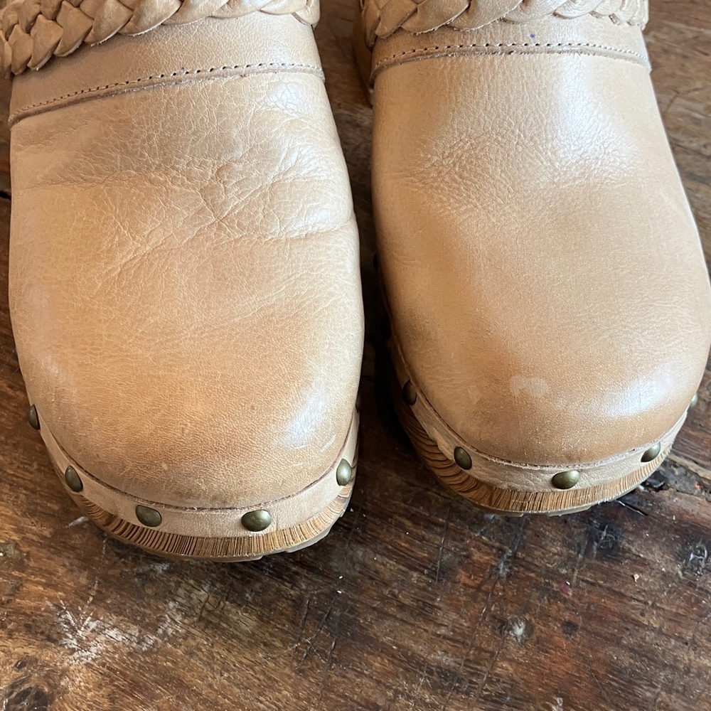 Kork-Ease Tan Braided Leather Clog Mules - Picture 8 of 8
